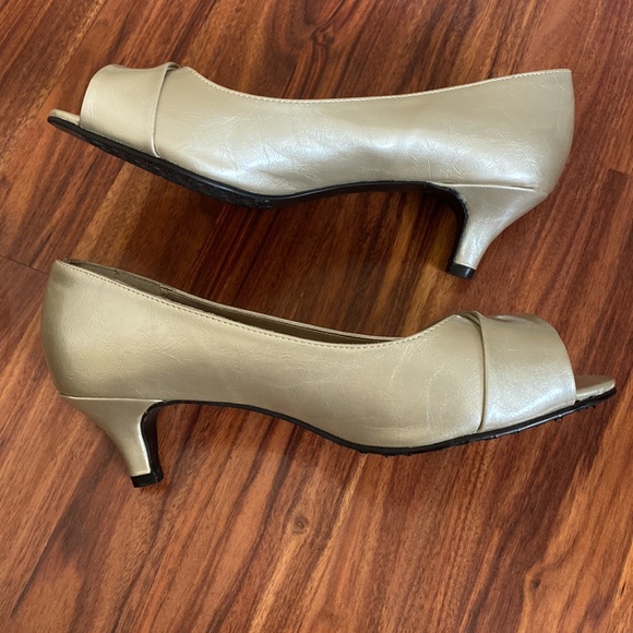 Champagne kitten heel - Picture 4 of 7